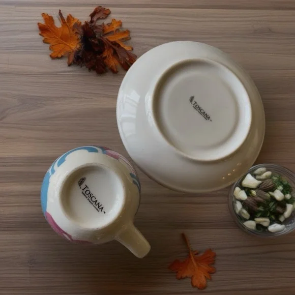 TOSCANA Vintage Red and Blue Espresso Cup Set - Picture 9 of 10